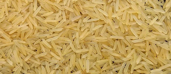 processus de production du riz précuit